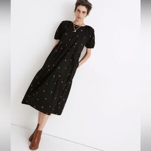 Short-Sleeve Cattail Tiered Dress in Amie Floral